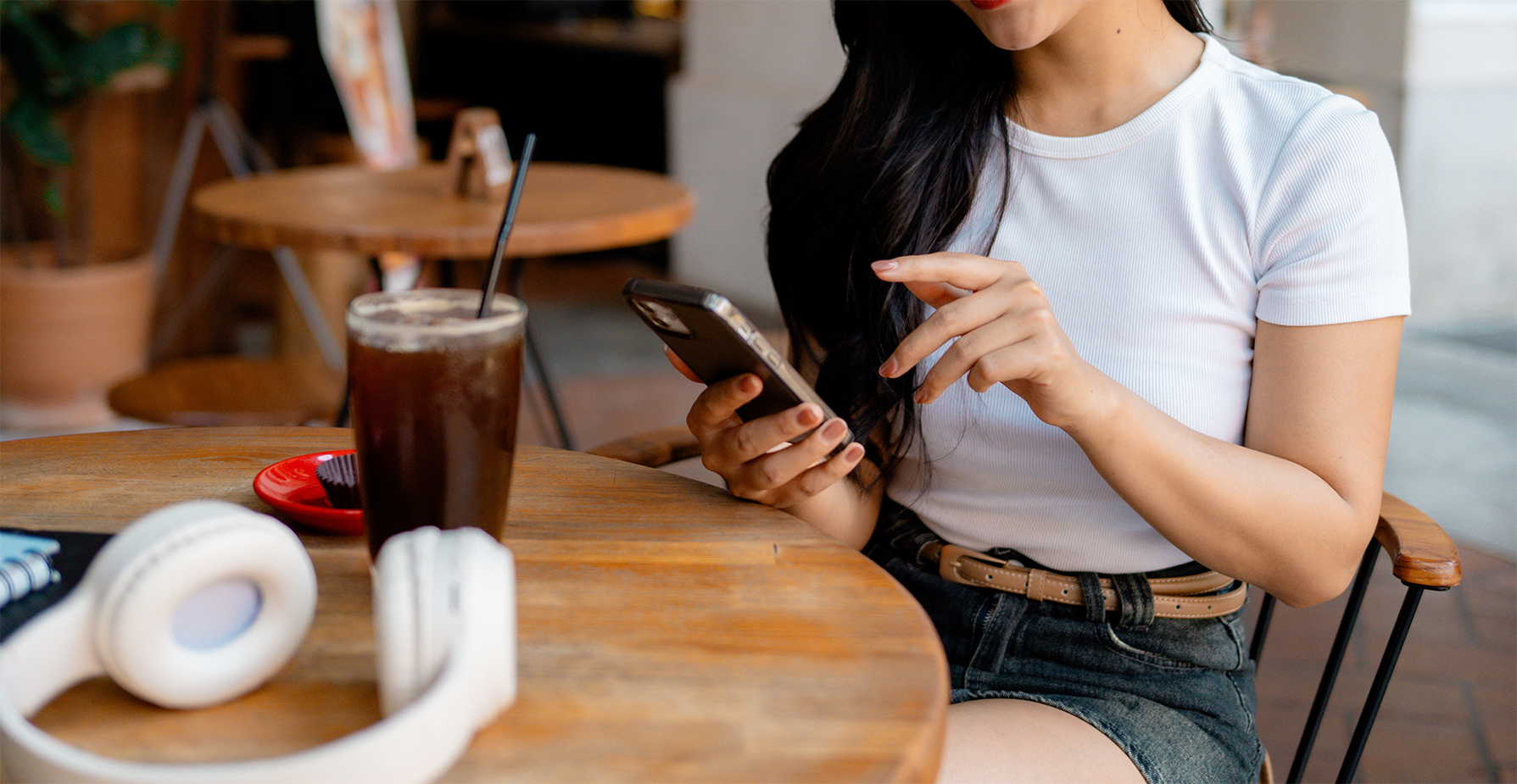 Generation Z Is Already Banking. Are You on Their Radar?